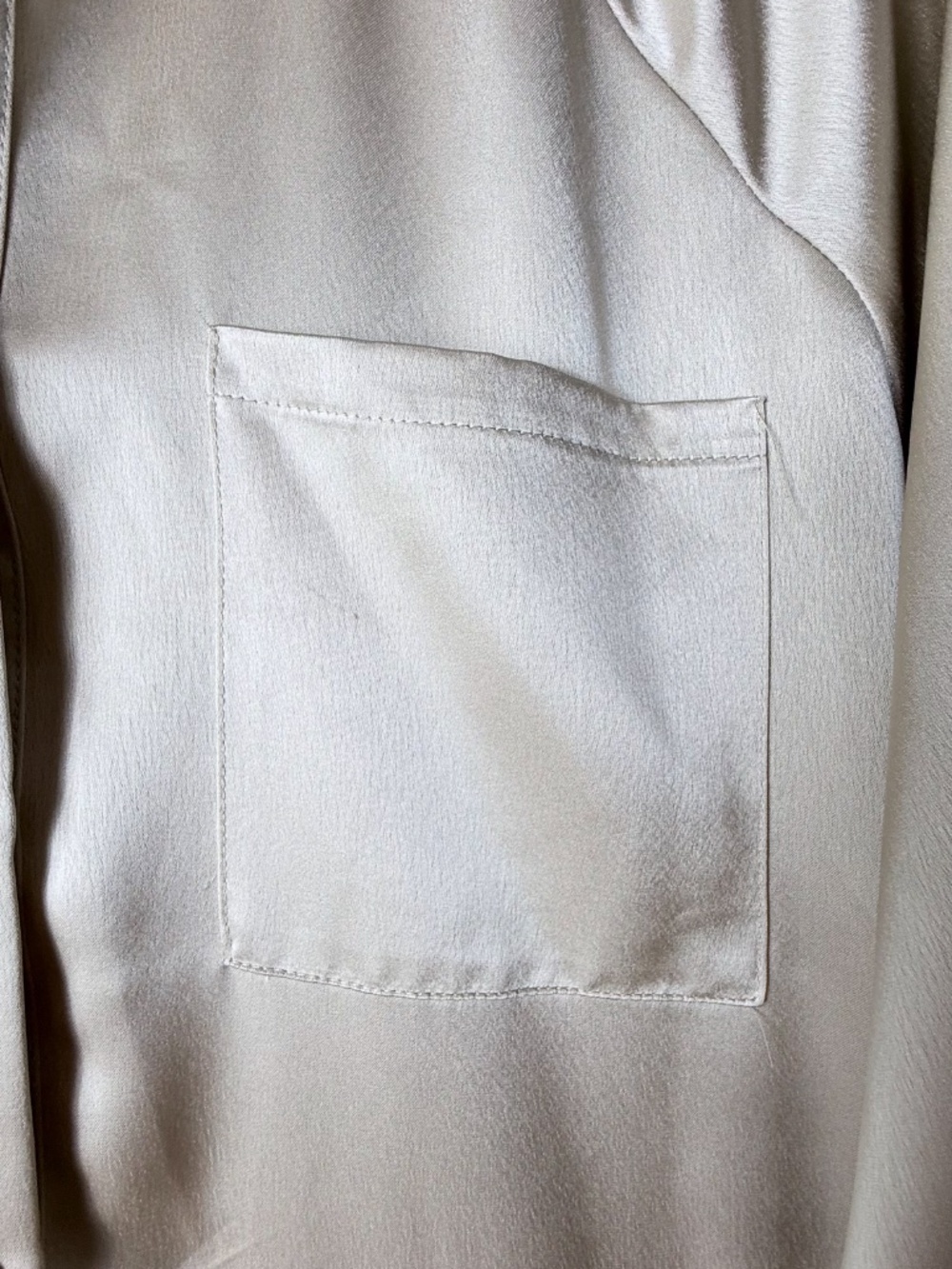 Acoa Satin Button Down Shirt Size Medium Oversized Fall (NOTE FLAW) (T) - Picture 6 of 8